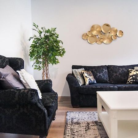 Luxurious Two Bedroom Apartment A Kwartier Center Groninga Esterno foto