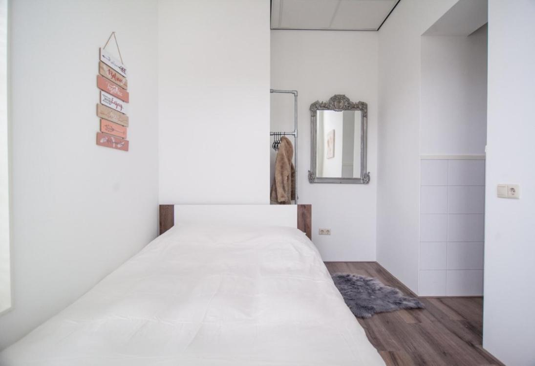 Luxurious Two Bedroom Apartment A Kwartier Center Groninga Esterno foto